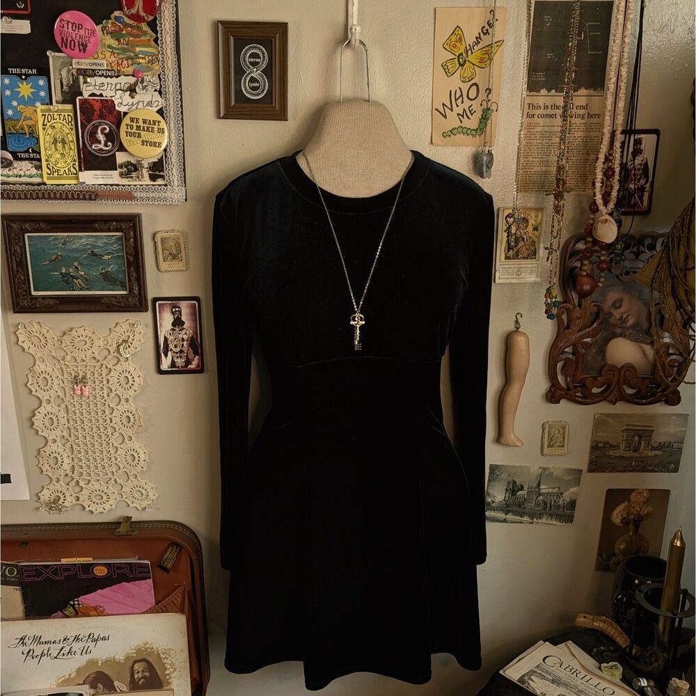 Vintage Velvet Mock Neck Mini Dress Women's Small/Medium Dark Green Long Sleeve